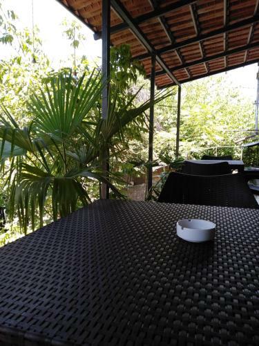 Hostal Riverside Guest House