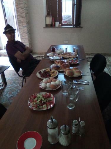 Hostal Komitas Avenue Guest House
