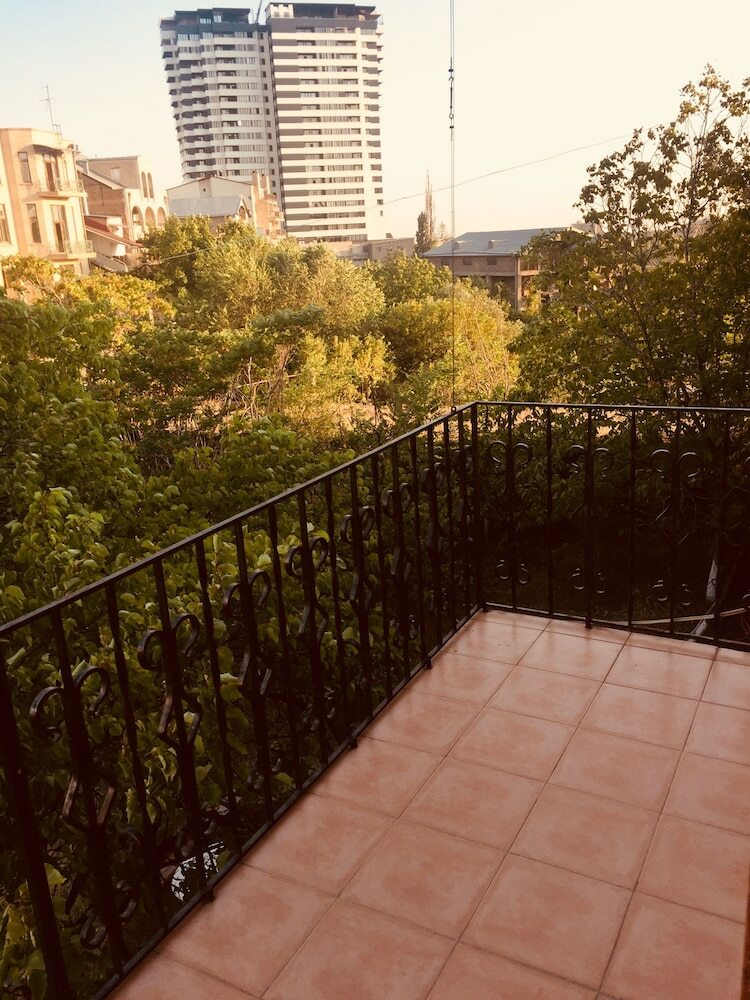 Bloor Hotel