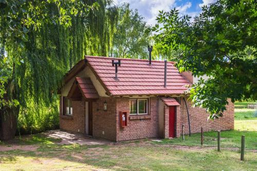 Lodge Caba�as Del Pastizal