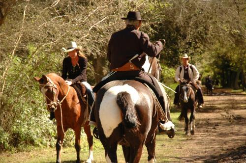 Hotel Estancia La Alameda