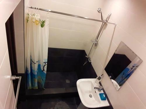 Pinoy Hostel & Tours