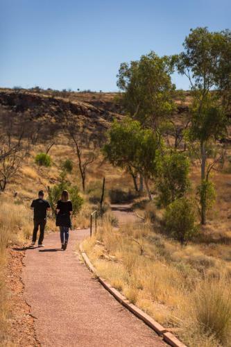 Hotel Kings Canyon Resort
