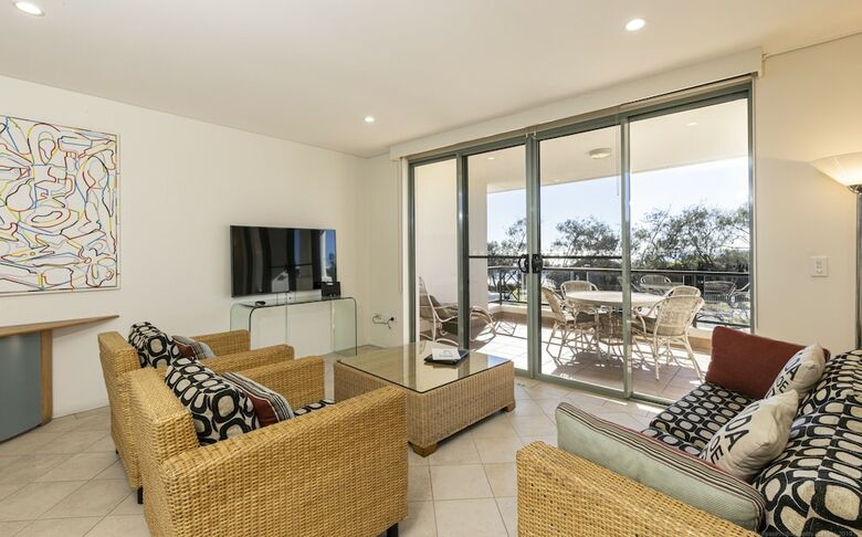 Aparthotel Bay Royal Apartments