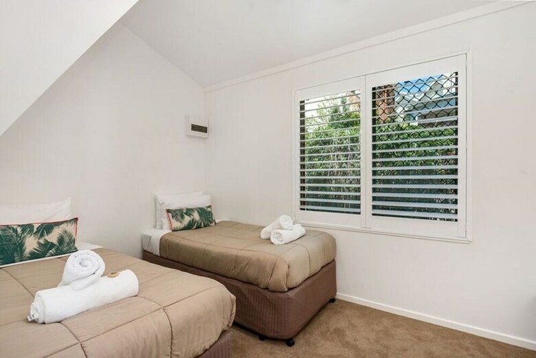 Aparthotel Byron Bay Beachfront Apartments