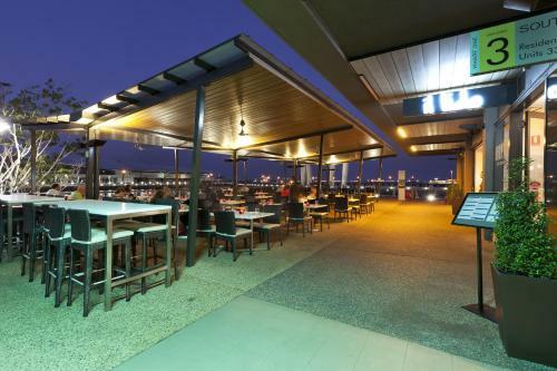 Aparthotel Darwin Waterfront Luxury Suites