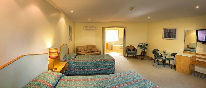 Motel Pinnacle Holiday Lodge