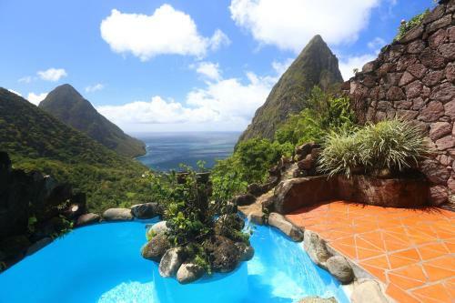 Hotel Ladera Resort