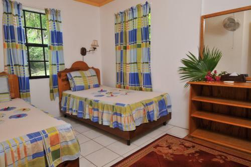 Hotel Hummingbird Beach Resort