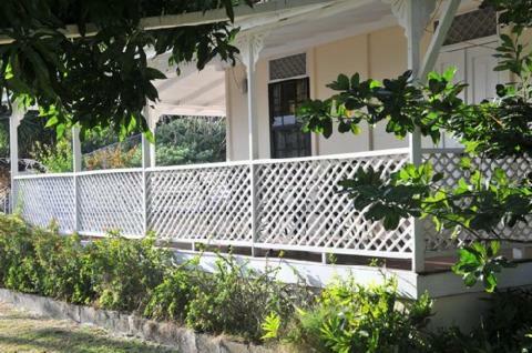 Hotel Hummingbird Beach Resort