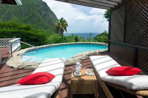Hotel Stonefield Estate Resort