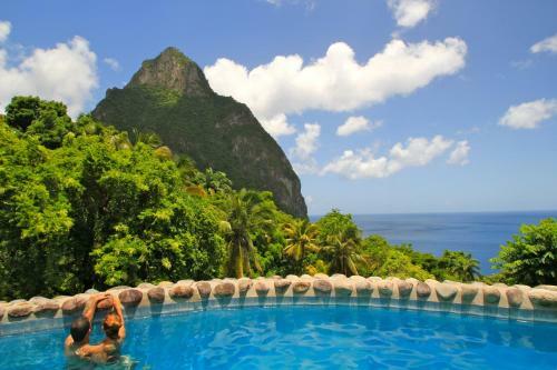 Hotel Stonefield Estate Resort