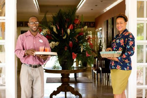 Hotel Bay Gardens Beach Resort