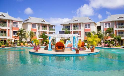 Hotel Bay Gardens Beach Resort