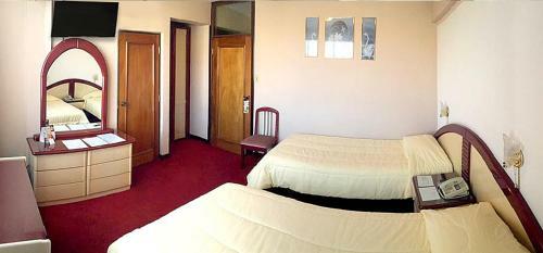 Americana Hotel