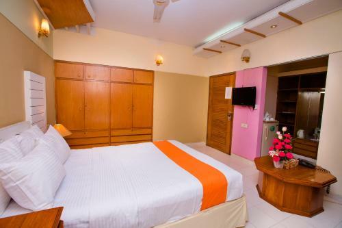 Hotel Golden Deer