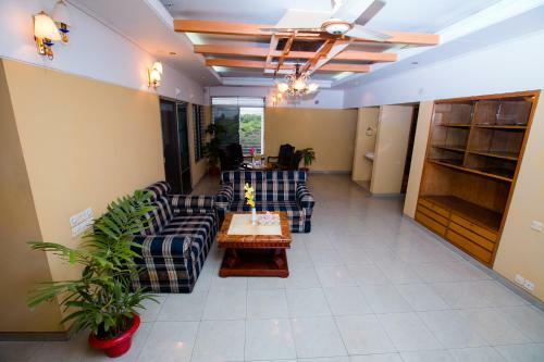 Hotel Golden Deer