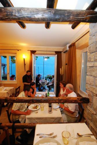 Hotel Albergo Ristorante Montebaldo