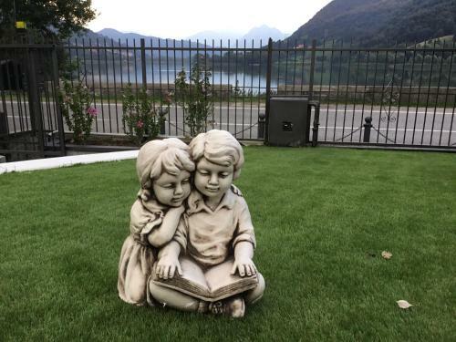 Villa Marilena Con Accesso Diretto Al Lago