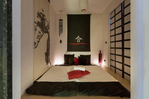 Silver Hotel