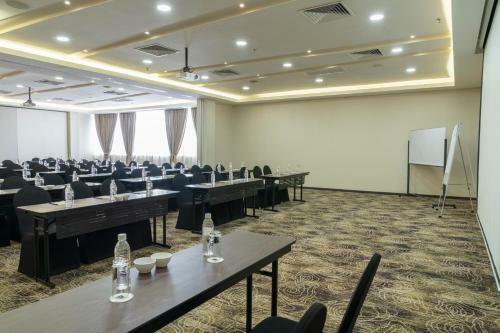 The Waterfront Hotel Kuching