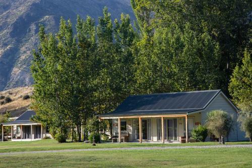 Lodge Kinross Cottages Boutique Vineyard Hotel