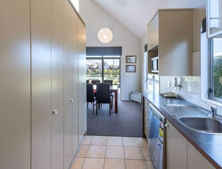 Hotel Twinlake Villas