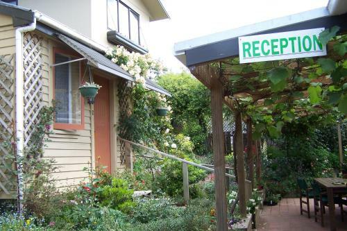 Bed & Breakfast Waitomo Caves Guest Lodge