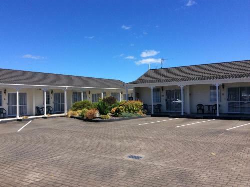 Kings Court Motel