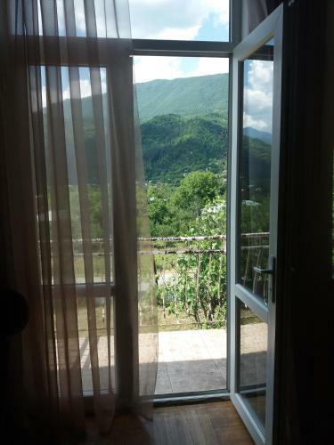 Hostal Guest House Racha