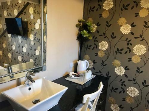 Hostal Braeside Guesthouse