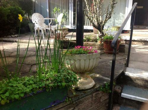 Hostal Braeside Guesthouse