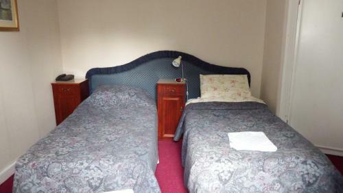 Hostal Whitchester Christian Centre