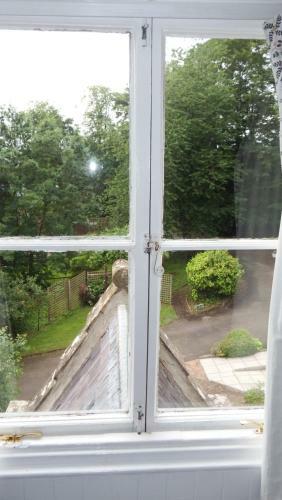 Hostal Whitchester Christian Centre