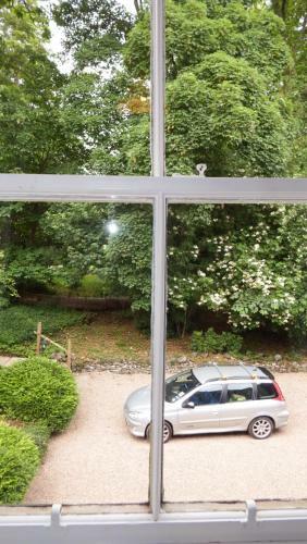 Hostal Whitchester Christian Centre