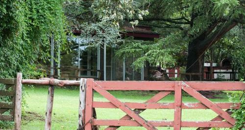 Hostal Stone House B&B