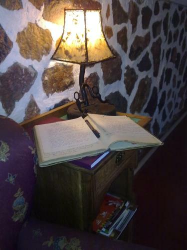 Hostal Stone House B&B