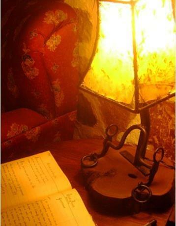 Hostal Stone House B&B