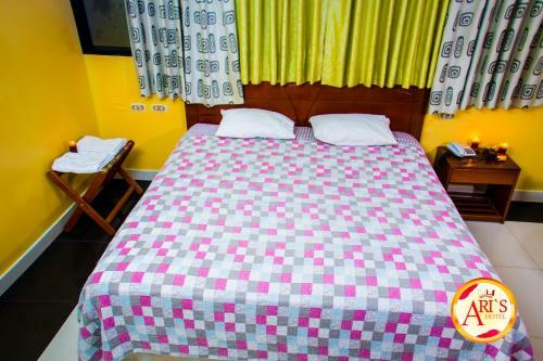 Aris Hotel Ll