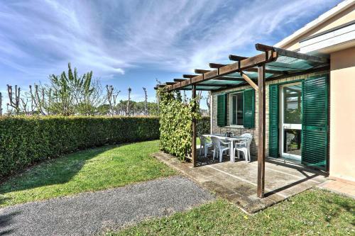 Villaggio Turistico La Cecinella