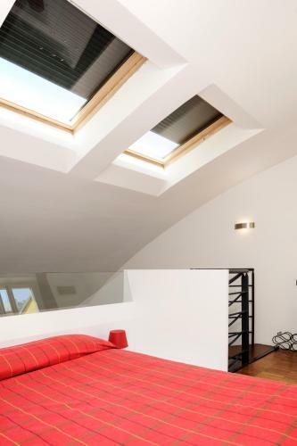 Isola Apartments