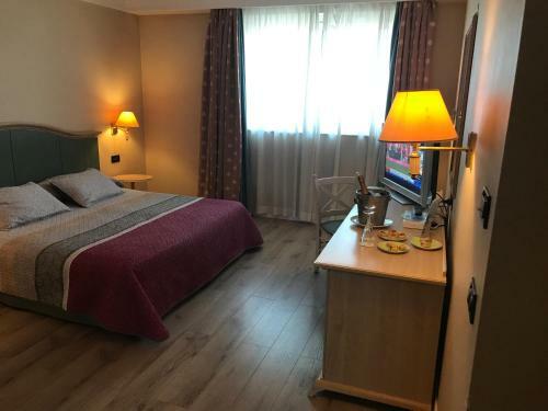 Green Park Hotel