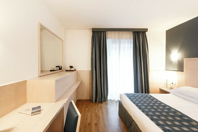 Caravel Bike Hotel