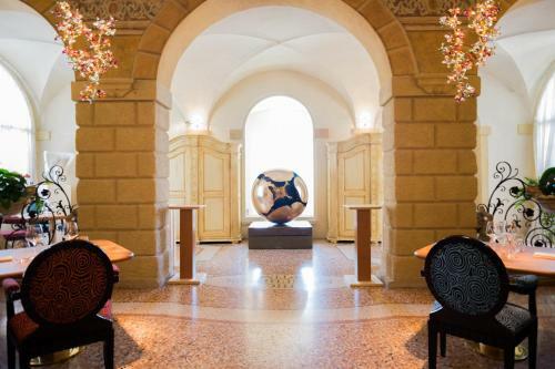 Byblos Art Hotel Villa Amist�