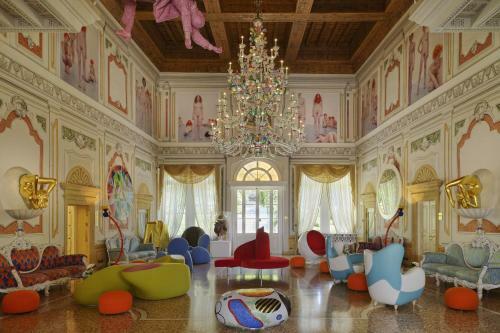 Byblos Art Hotel Villa Amist�