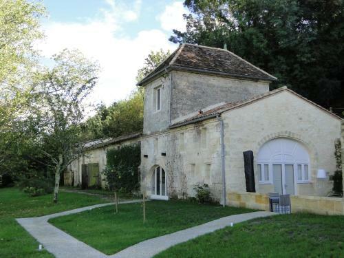 Hostal Ch�teau De Courtebotte