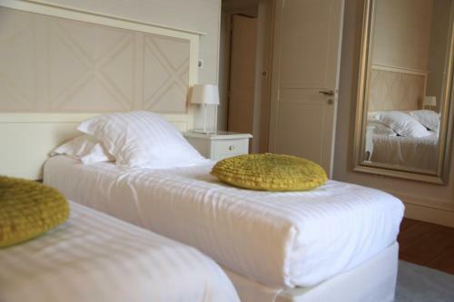 Hostal Ch�teau De Courtebotte
