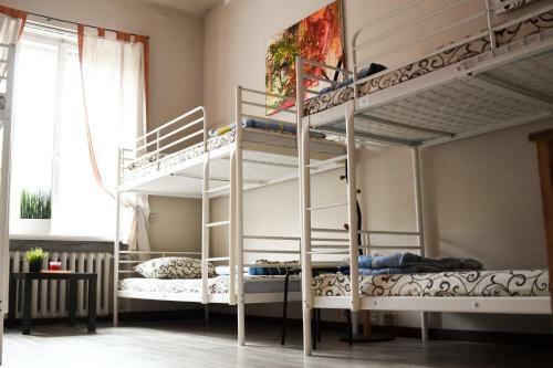 R Hostel
