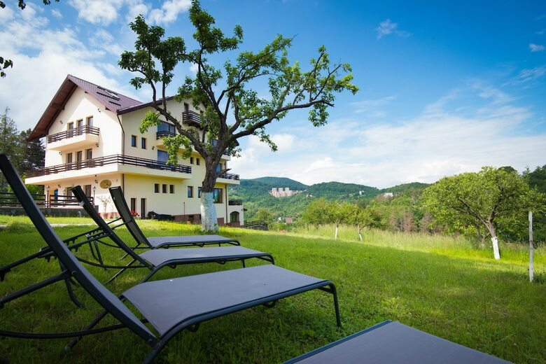 Hostal Pensiunea Toscana