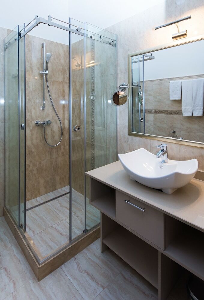 Hotel La Strada Boutique Villa